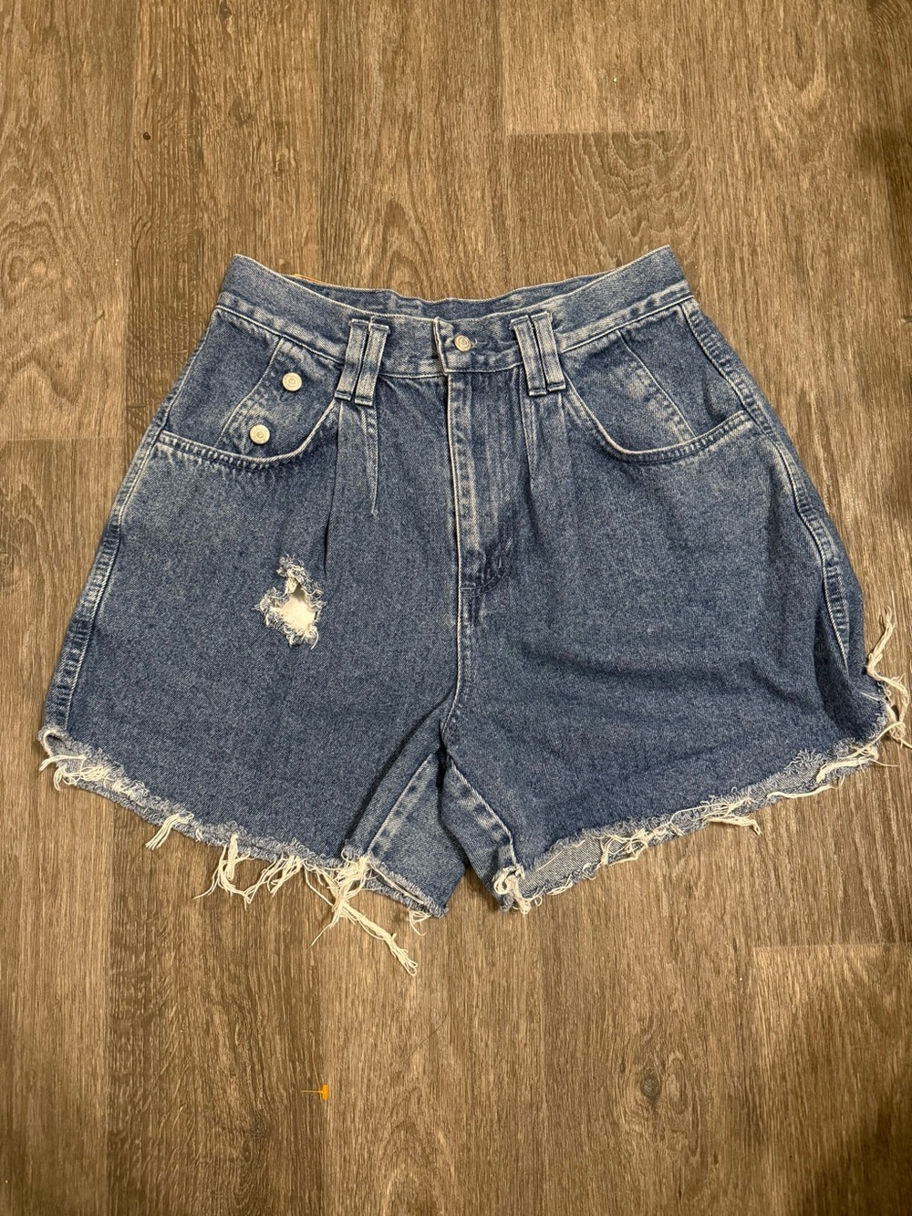 High-Waisted Gitano Vintage Distressed Denim Shorts - Blue